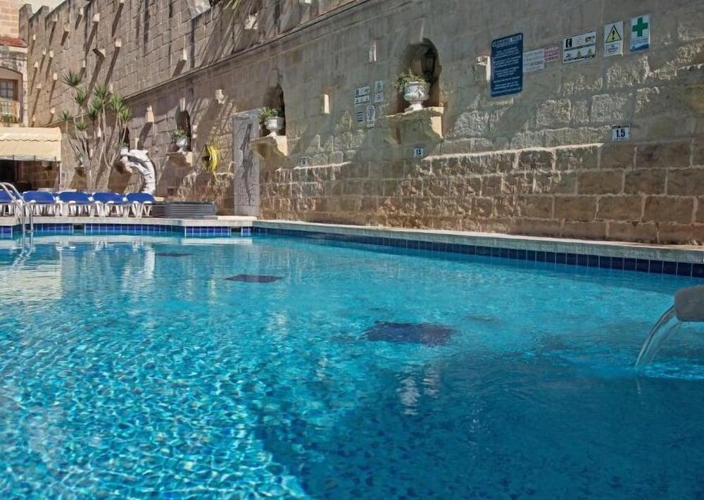 White Dolphin Complex Aparthotel Qawra Kültér fotó