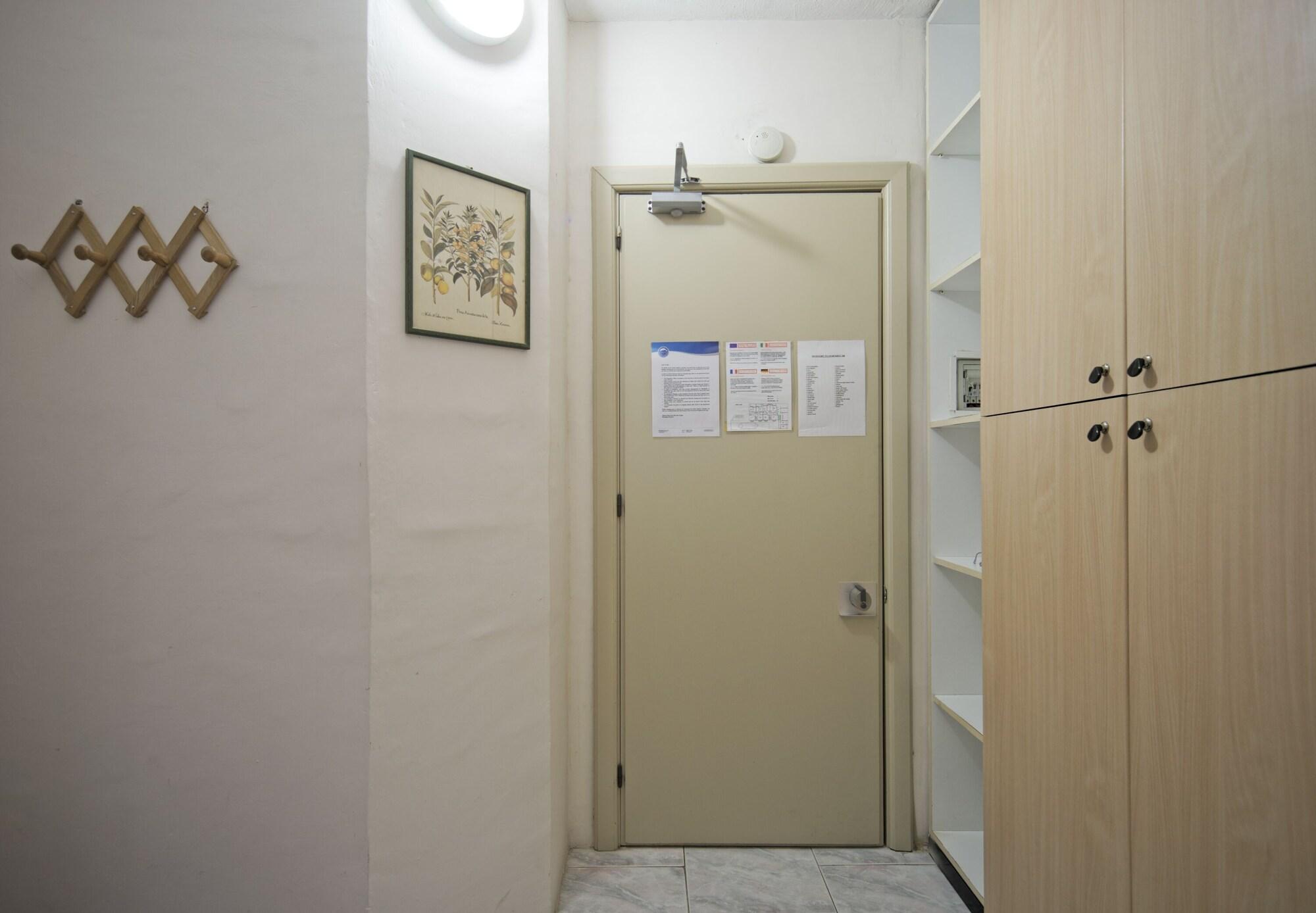 White Dolphin Complex Aparthotel Qawra Kültér fotó