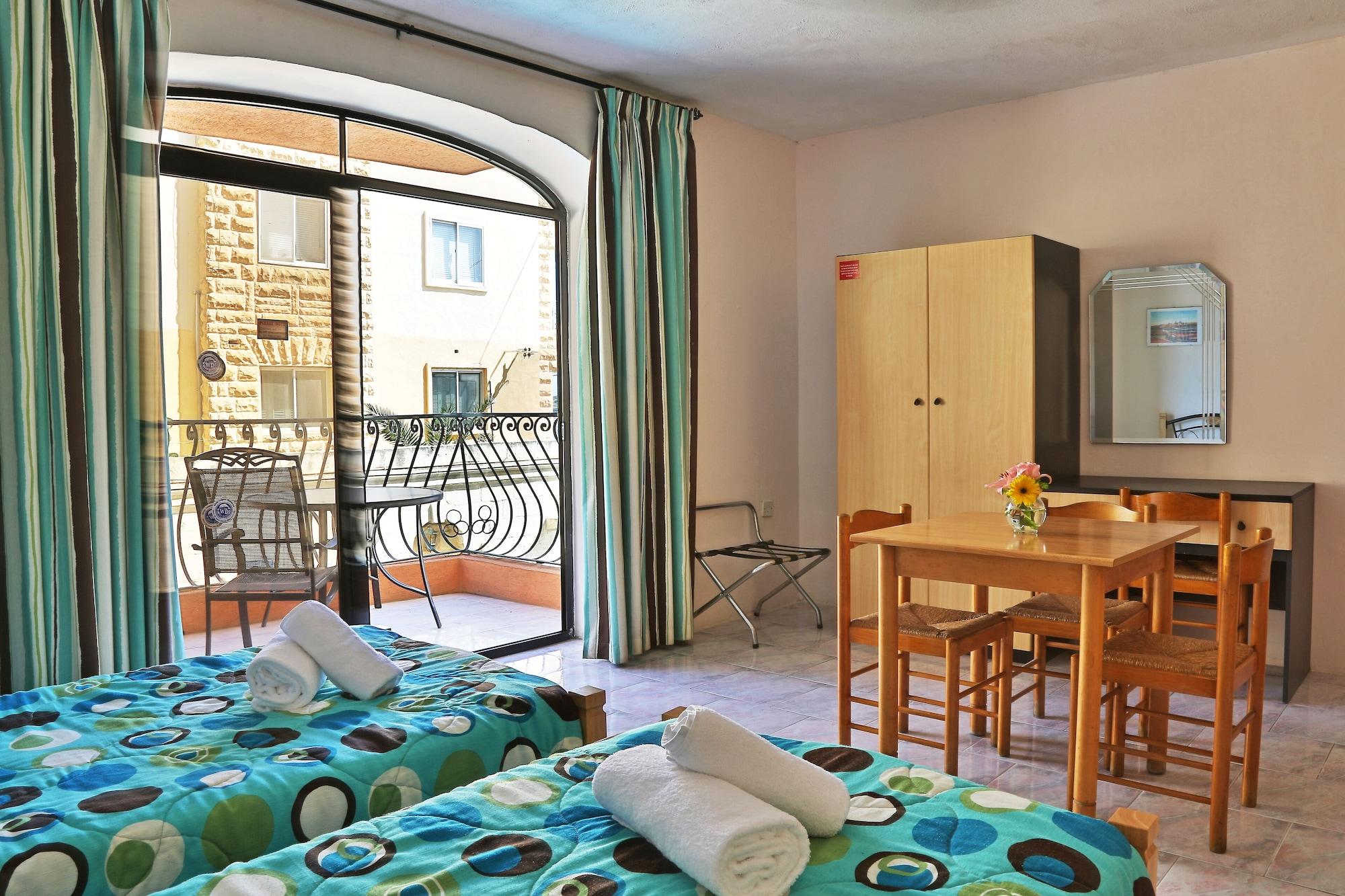 White Dolphin Complex Aparthotel Qawra Kültér fotó